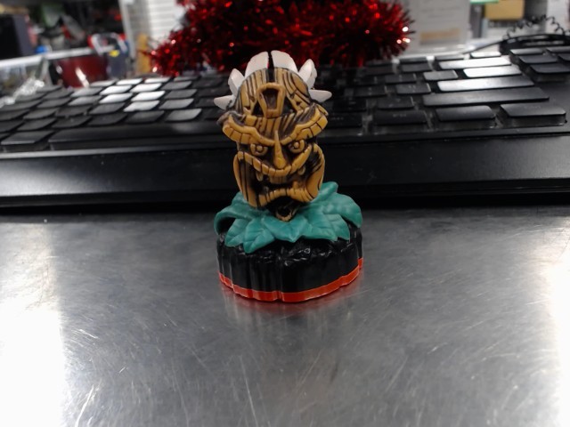 Skylanders trap team-tiki speaky