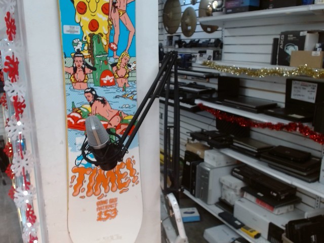 Micro gris et noir podcast+stand