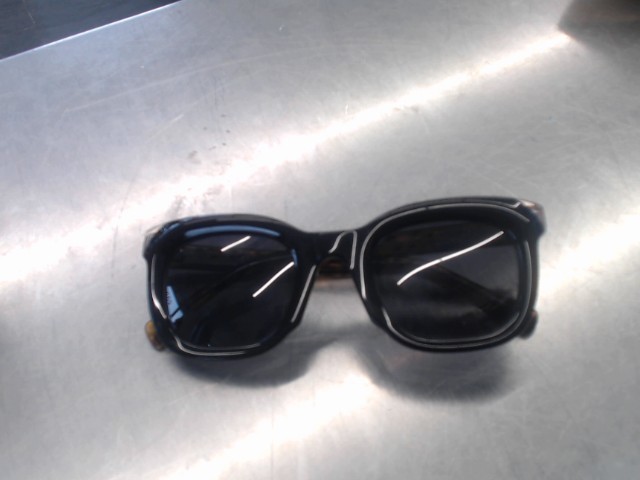 Lunettes de soleil 49 26 148