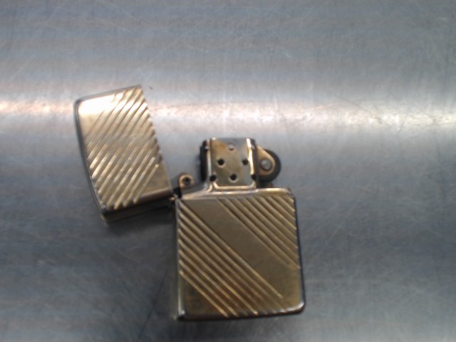 1987 zippo a iii niagarafalls gold color