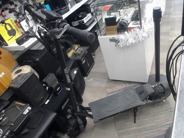 1200w yume swift trotinette scooter