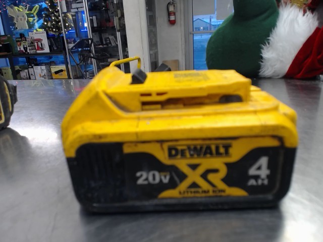 Batterie dewalt 4ah