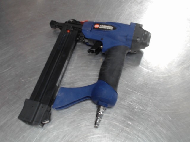 Gun a clou pneumatique