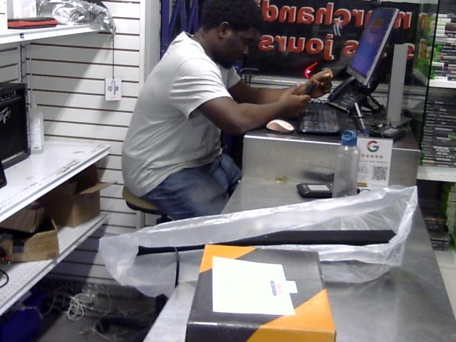 Speaker de salon noir wireless