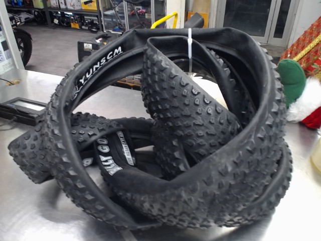 2x pneux v�lo 29x2.60