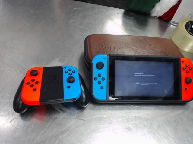 Switch en case + 2 joycon