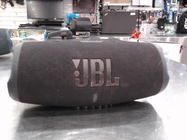 Haut parleur jbl charge 5 noir