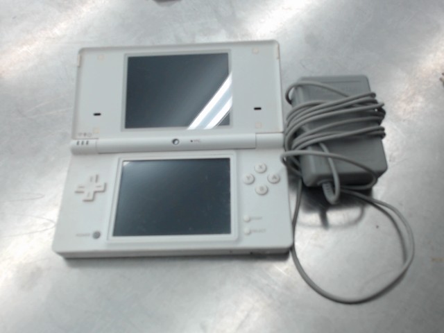 Nintendo dsi blanche