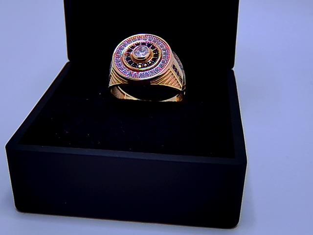 Bague en or 10kt new taille 9