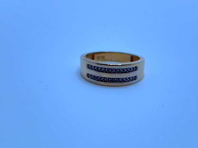 Bague en or 10kt taille 8