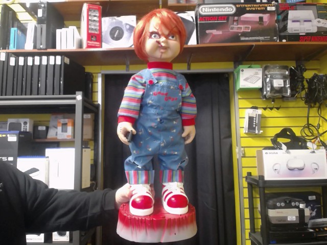 Animatronic chucky 2 pieds