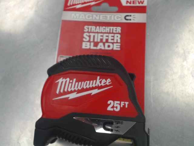 Milwaukee tape a mesurer magnetic