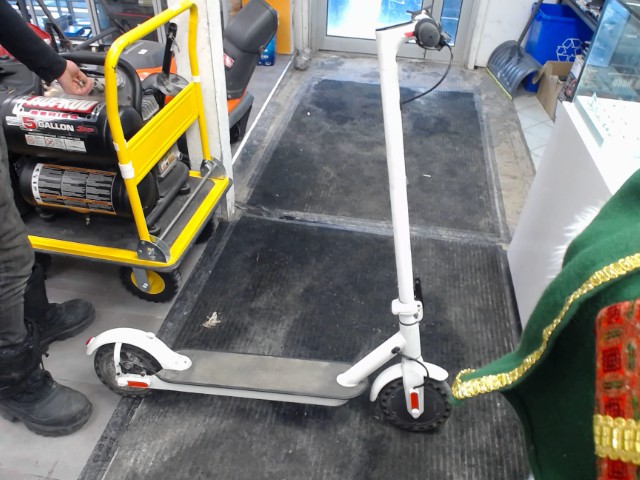 Scooter elecctric+charger