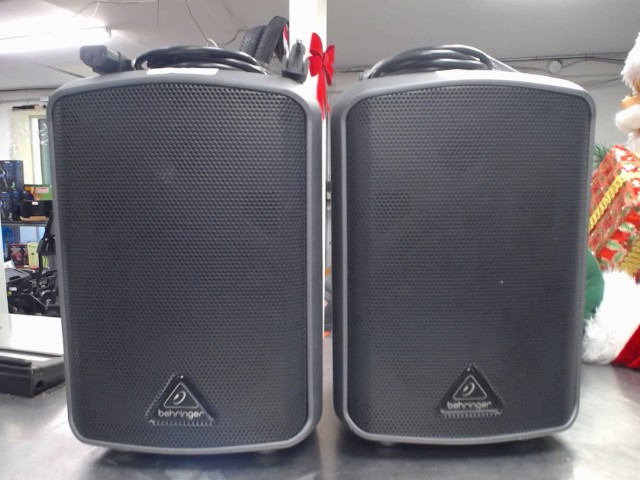 Pair portable speakers avec fils