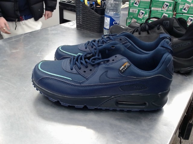 Bleu airmax 90  size 11