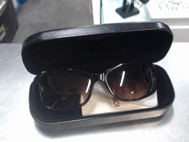 Lunette de soleil coach non polarized