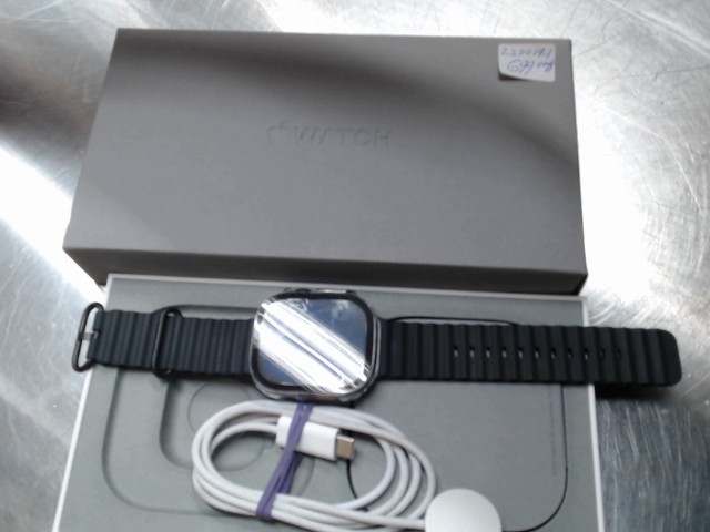 Apple watch ultra 2 49mm+boite+accs