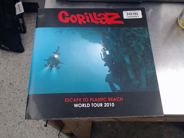 Escape to plastic beach world tour 2010