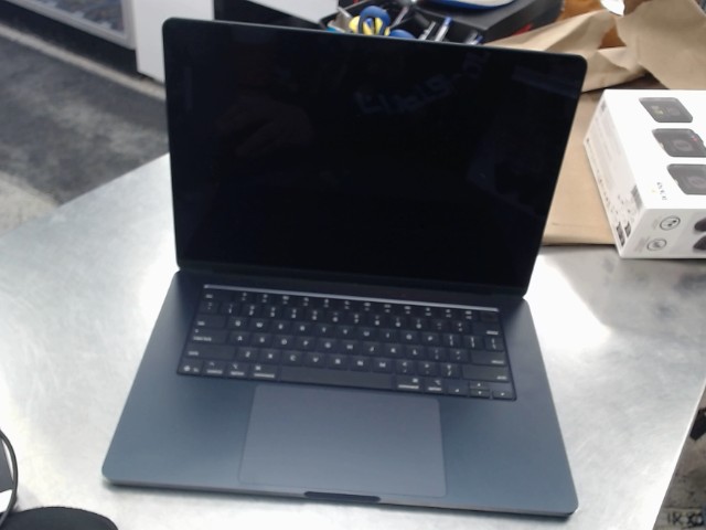 Macbook air 2025 15inch m4 psw jovie2109