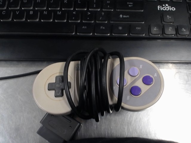 Manette de super nintendo