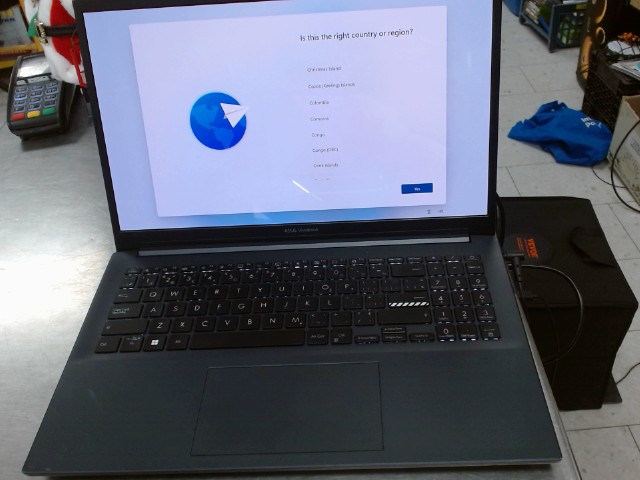 Portable asus vivobook 15inch