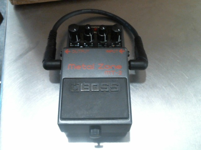 Metal zone mt-2 avec acc et cables