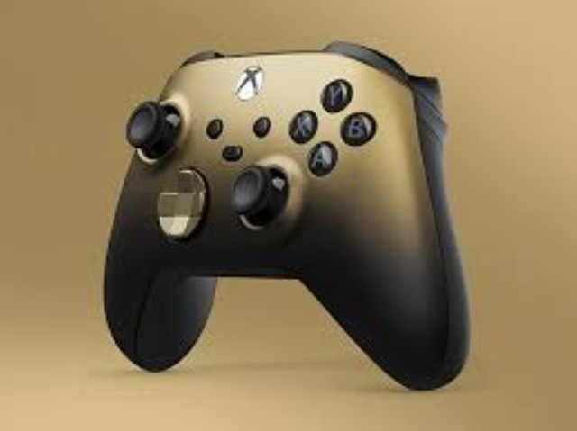 Manette de xbox serie noir et gold