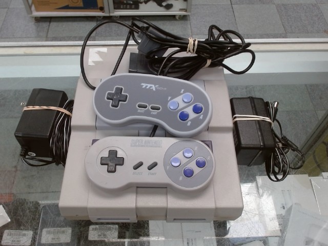 Super nintendo avec acc