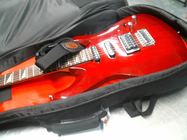 Guitar rouge style fender