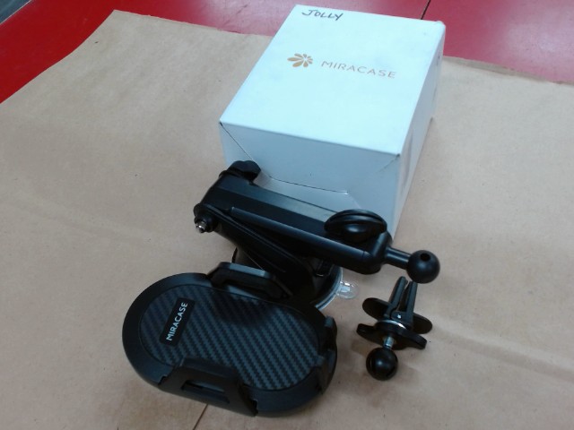 Base de cellulaire pour la voiture