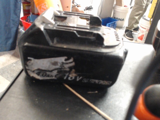 Batterie makita 18v 72wh