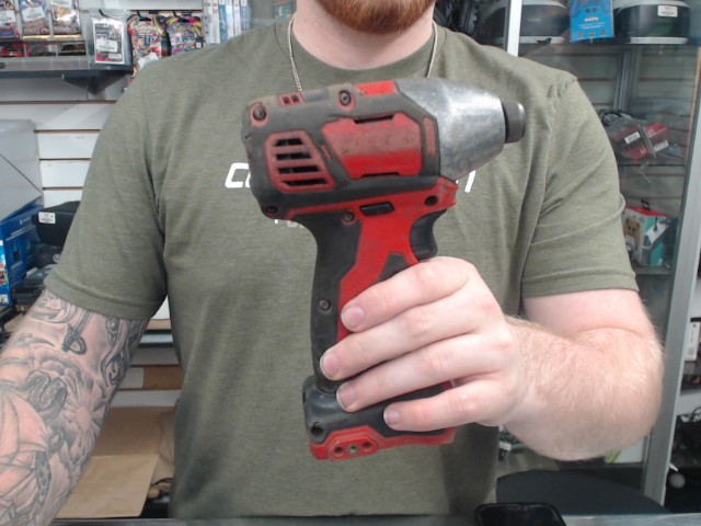 Impact driver milwaukee a batterie