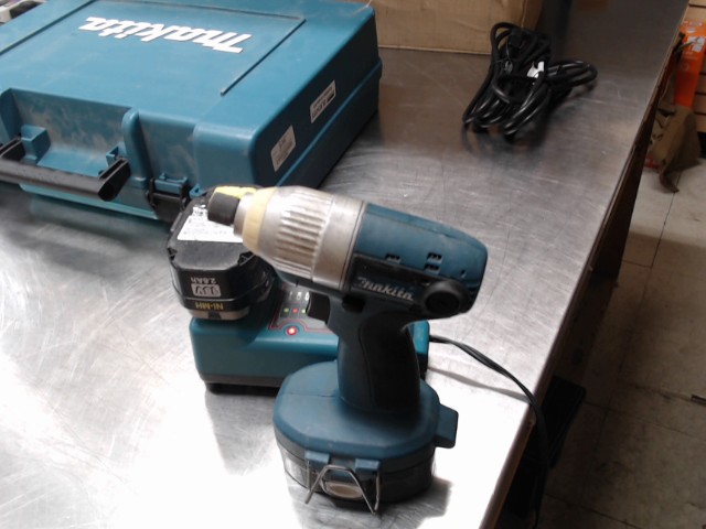 Drill+2 batteries+chargeur