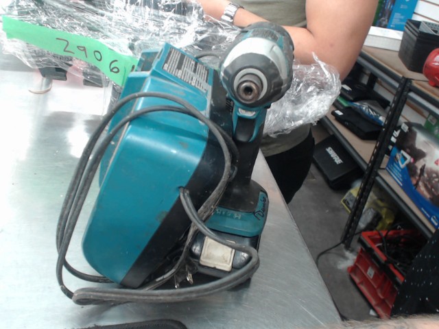 Drill avec batterie et chargeur