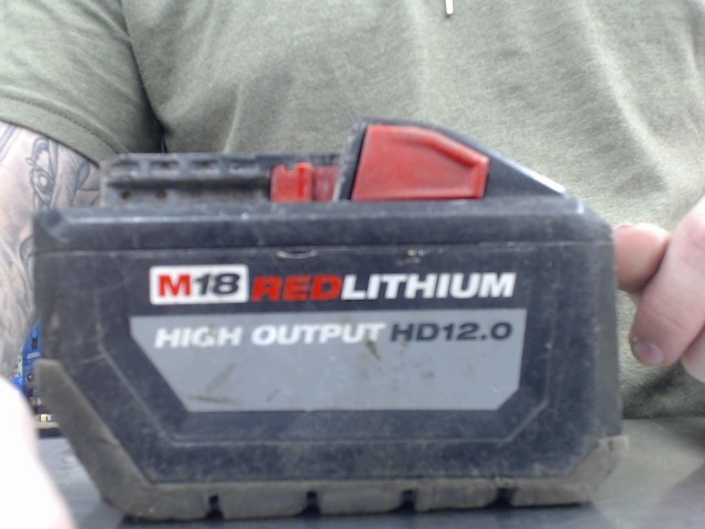 Batterie milwaukee 12ah high output hd12