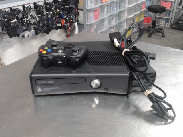 Console xbox 360+manette+fil