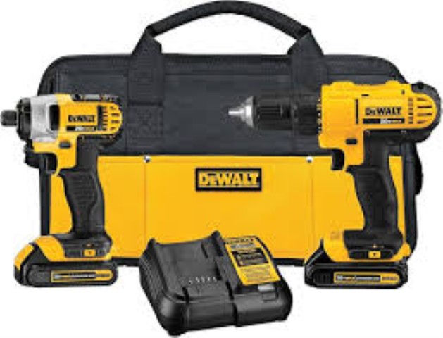 2 outils dewalt avec batterie et charge