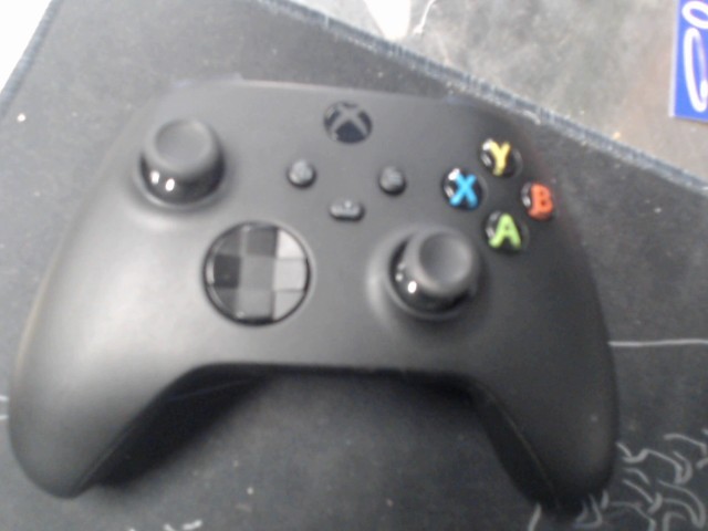 Manette xbox one a fil