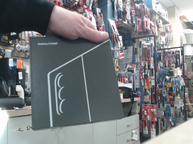 Galaxy z fold 7neuf dans boite