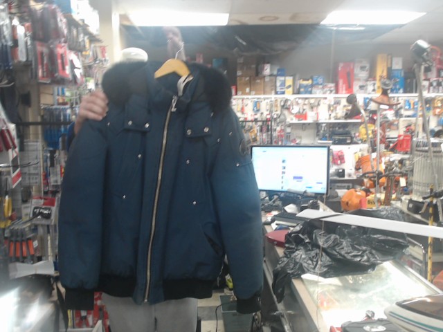 Couleur bleu fourrure noir