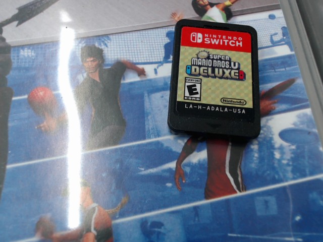 Jeu switch new super mario bros u deluxe