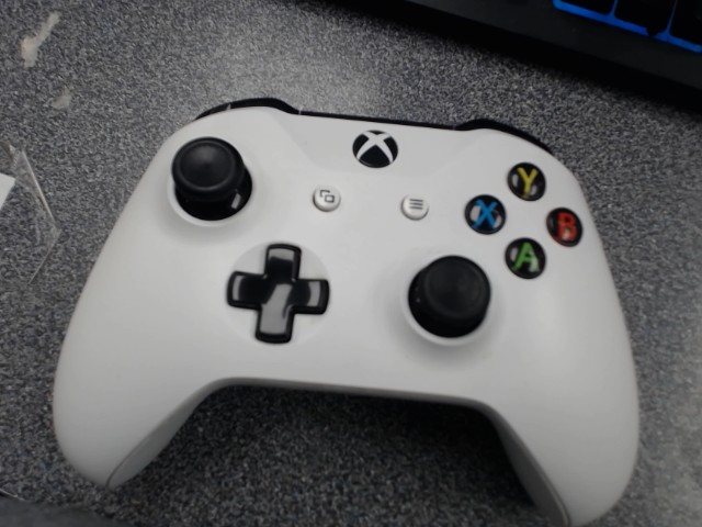 Mannette xbox one blanche