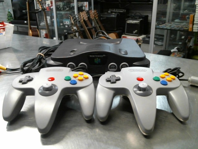 N64 avec 2 manettes grises et acc