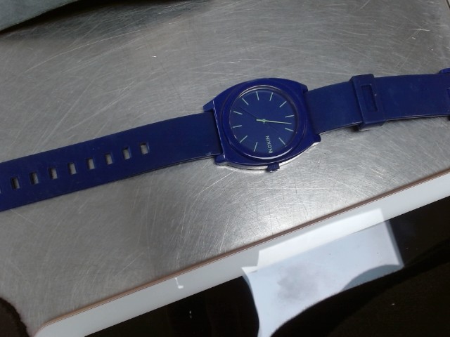 Nixon time teller mauve