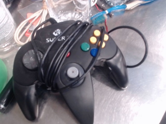 Manette 64 non-officiel noir