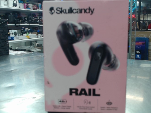 Skullcandy rail