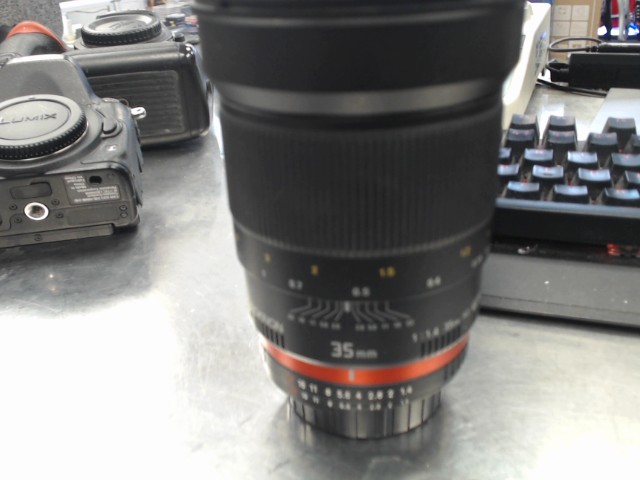 Lens 35mm 1:1.4 35 as umc cbsa sticker