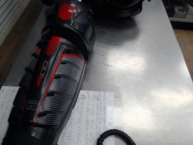 Pads protection jambe ccm qlt