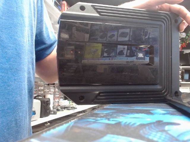 Ampli de speaker jbl used