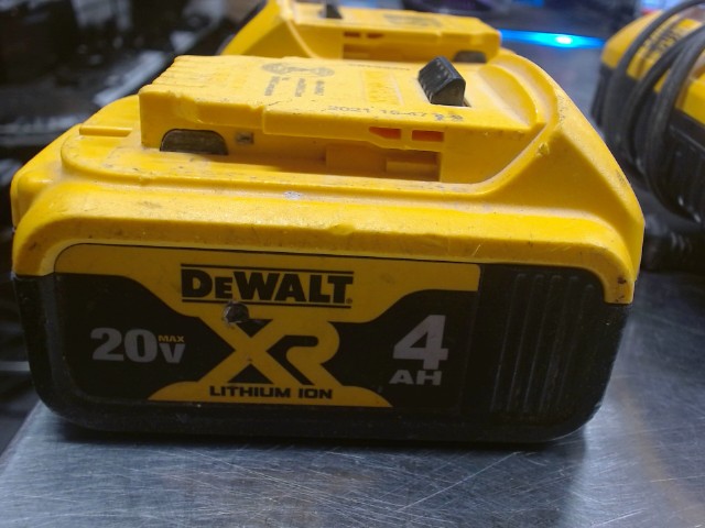 Dewalt lithium ion xr 20v max 4ah